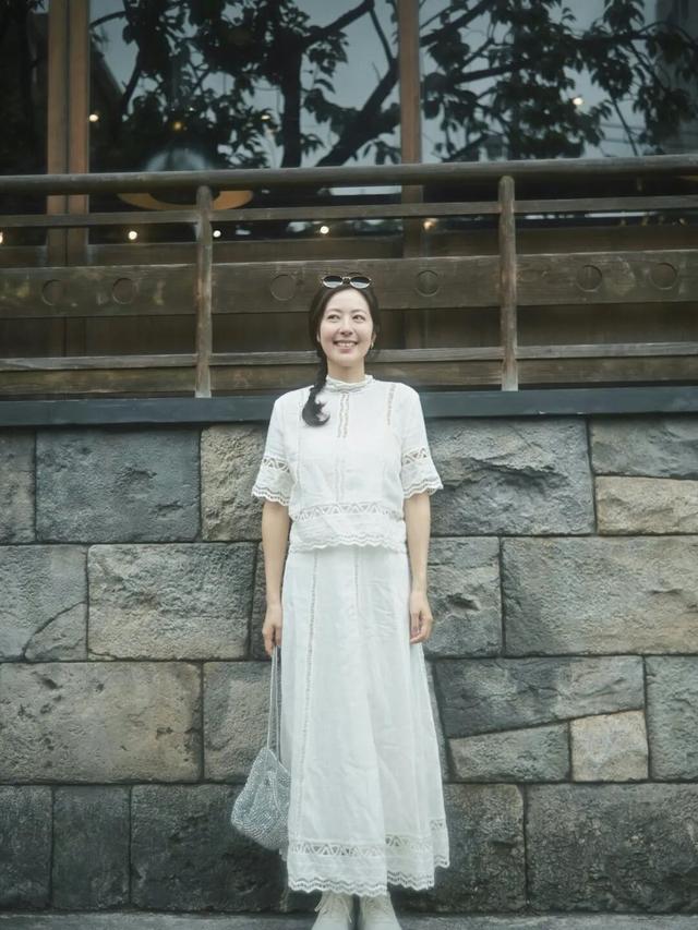 TVB視后承認自己是戀愛腦，自曝與男藝人現場鬥氣，曾被男友背叛