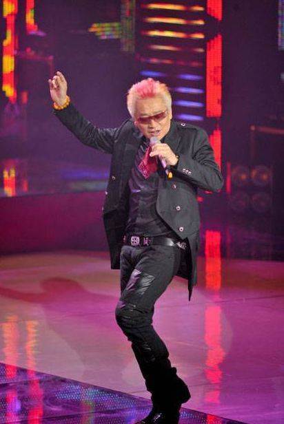紅極一時的台灣偶像！一首歌紅遍大江南北63歲患病去世「3個前妻」無一參加葬禮