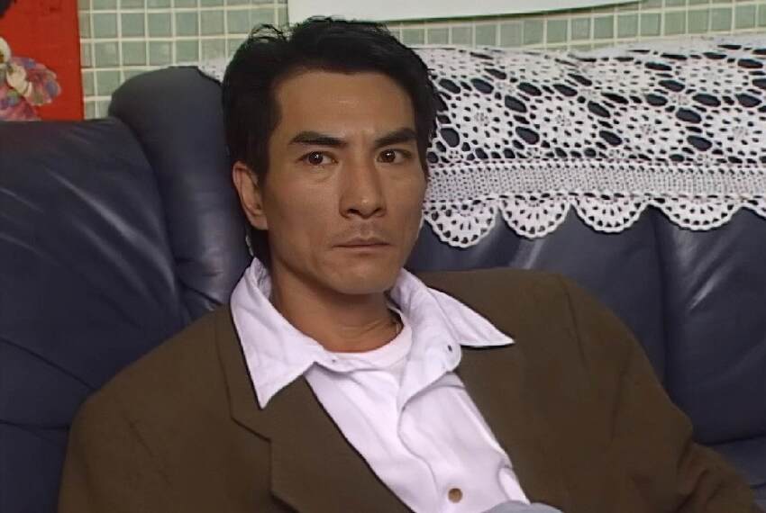 TVB黃金配角罕見露面，身材消瘦變紙片人，遭網友質疑患病