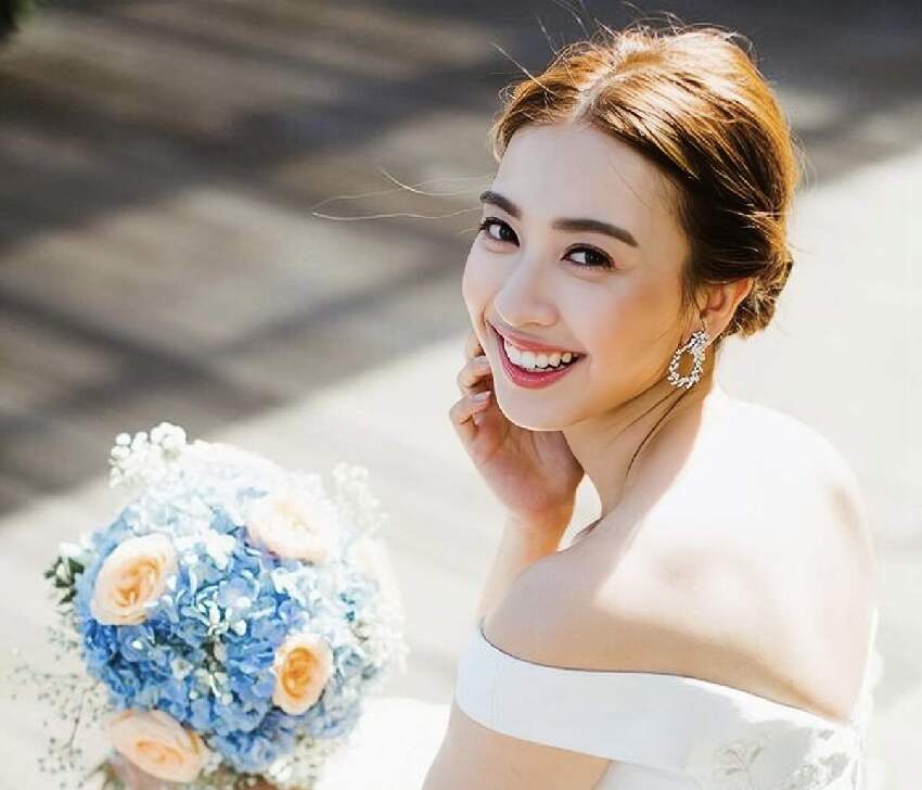 恭喜!前港姐突然宣布再度懷孕,淡出娛樂圈轉行當律師