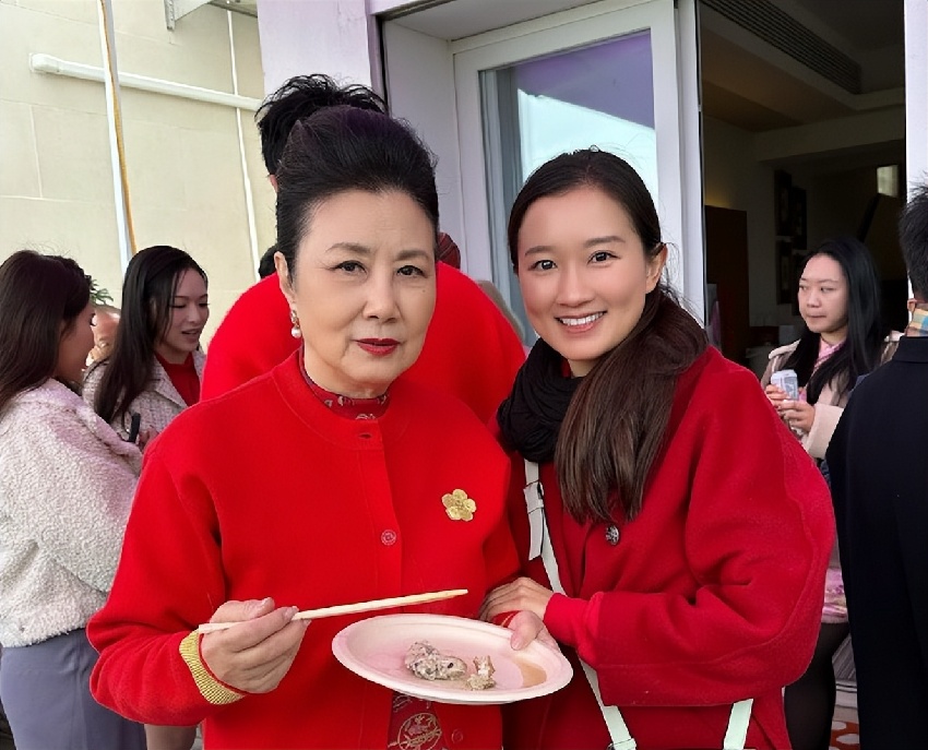 30 歲粵劇花旦與 73 歲商界大佬閃婚，男方優質條件令人無法抗拒