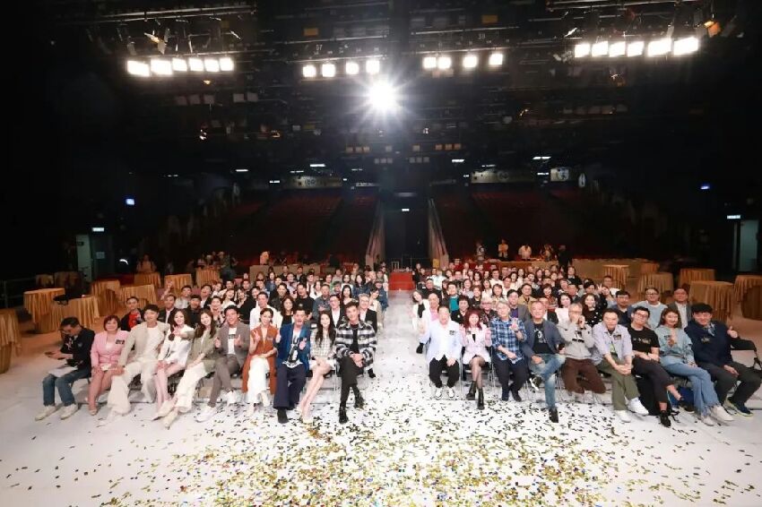 TVB視帝率領劇組邀總監製再拍《逆天奇案3》，網友反對：別拍了