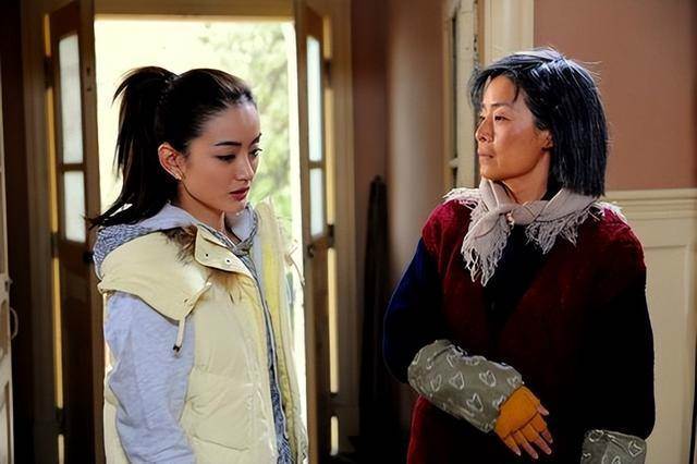 婆婆「天天打麻將」不肯幫帶孫,牌桌上突發「腦中風住院15天」求兒付醫藥費!結果...