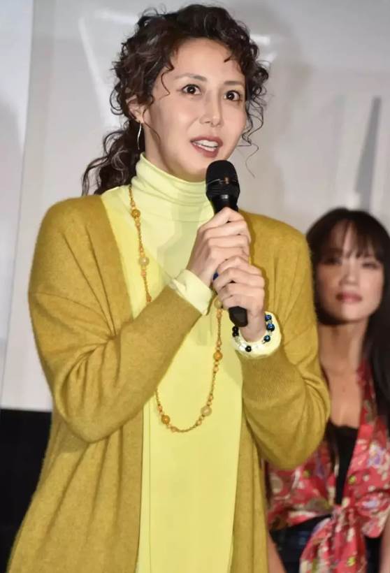 當年紅遍全台！女星「憑藉清純美貌」成夢中情人　如今50歲「全是歲月痕跡」網嘆：女神也老了