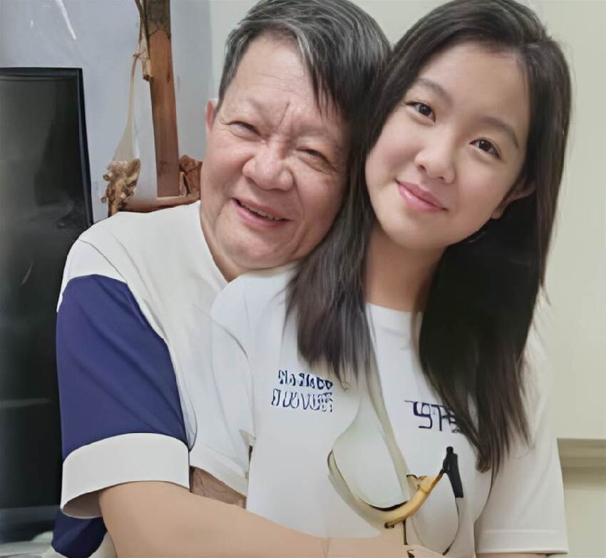 鄭進一14歲愛女正面照曝光，孩子媽身份令人意外，難怪至今不願娶她回家
