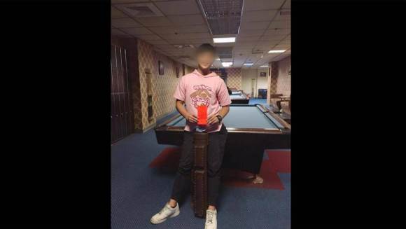 欠700萬債務、賭場又被抄！31歲昔日「台灣冠軍」淪銀行搶匪，鄰居嚇傻：平時講話客客氣氣