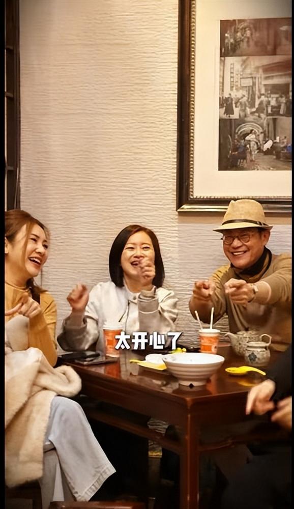 TVB「忠臣」五十年不跳槽,曾公開宣言只做一間電視台!70歲轉型美食博主拼勁十足