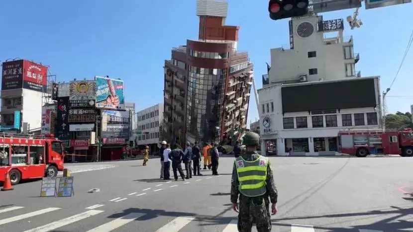 郭台銘台灣6億豪宅，地震受損嚴重，頂樓游泳池變瀑布