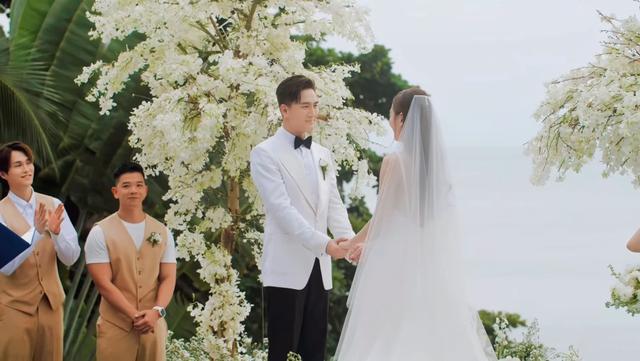 湯洛雯結婚一周年公開未曝光片段！與馬國明甜蜜親吻閃瞎眼