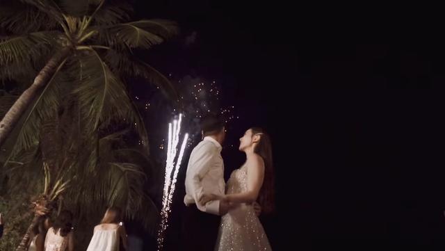 湯洛雯結婚一周年公開未曝光片段！與馬國明甜蜜親吻閃瞎眼