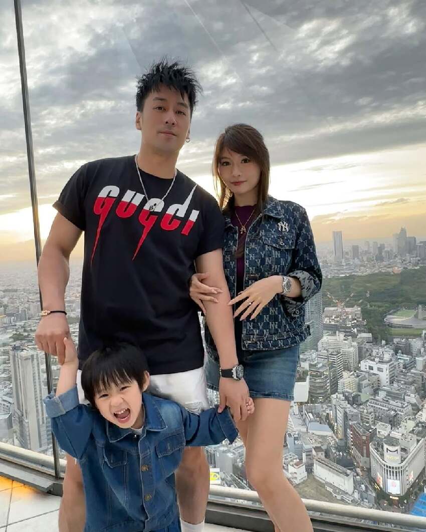 曾因出軌毀掉六年情！香港男星告別風流過往，婚後變顧家暖心慈父