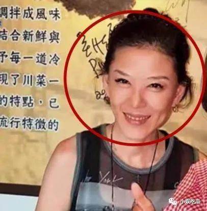 台灣「母子戀」：26歲男模和66歲干媽結婚，一段不倫而荒謬的愛情