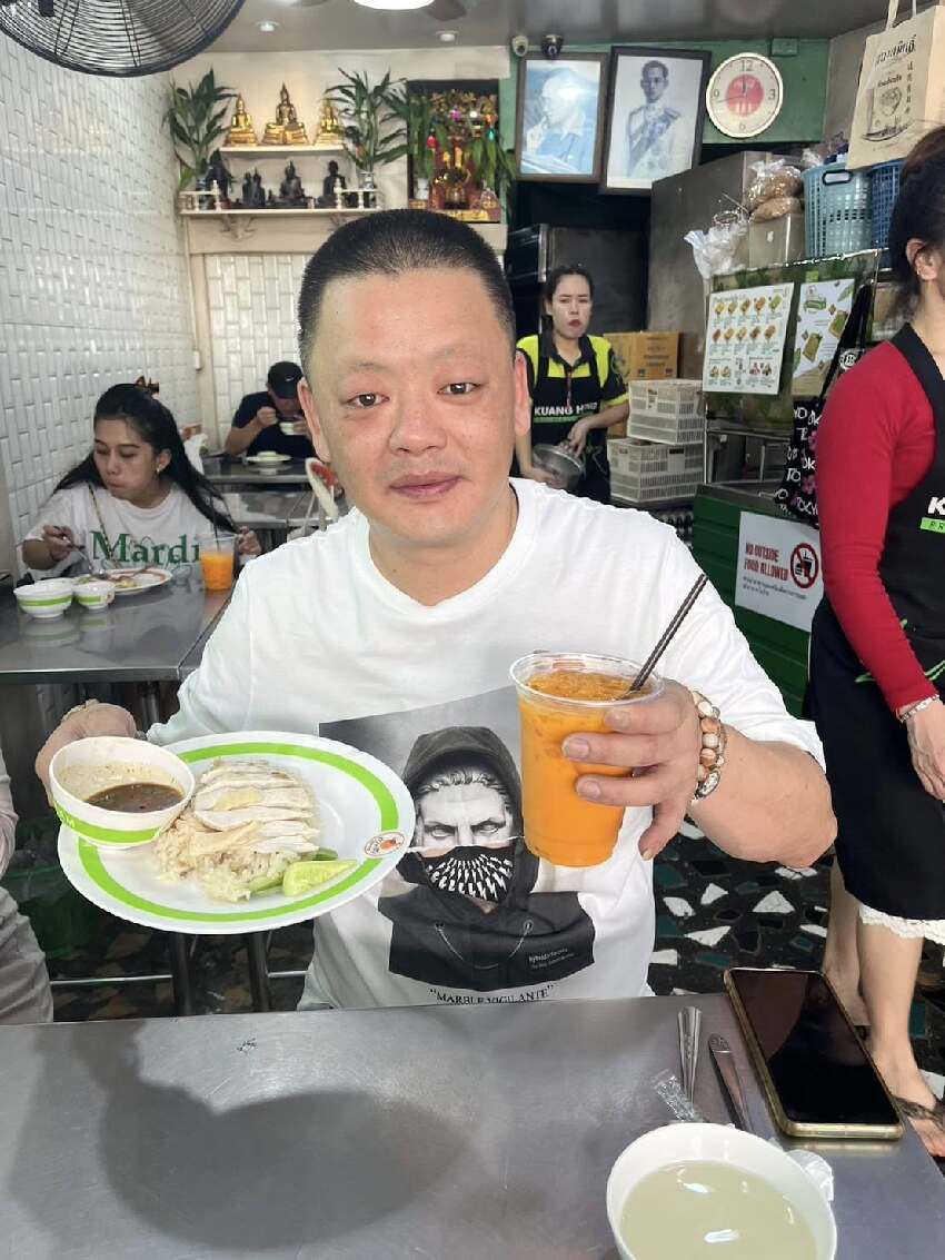 46歲名廚肥大叔驟逝！年賺上億「曝3大賺錢大招」　婆媽都愛他「曾連續工作17小時」