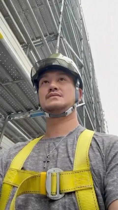 歌手吳浩康做地盤工熬出頭，榮做老闆開公司，願給張致恆工作機會