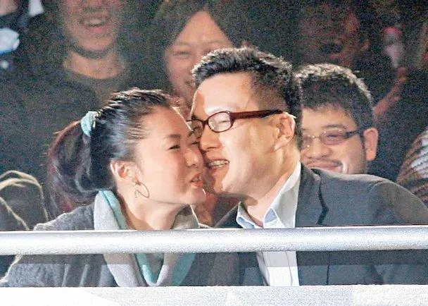 艷壓李嘉欣，被張曼玉怒贊，一代絕色如今腫成大媽？戀愛腦害人！