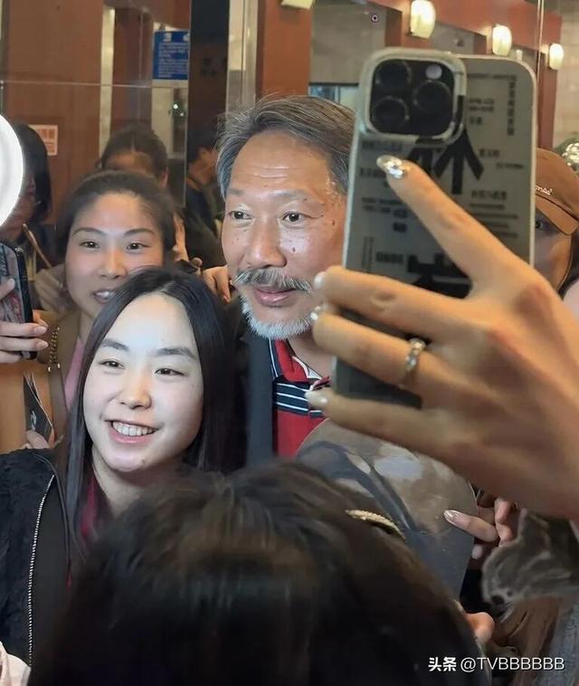 鹹魚翻身！TVB「御用收數佬」憑《尋秦記》電影爆紅，遭粉絲圍堵
