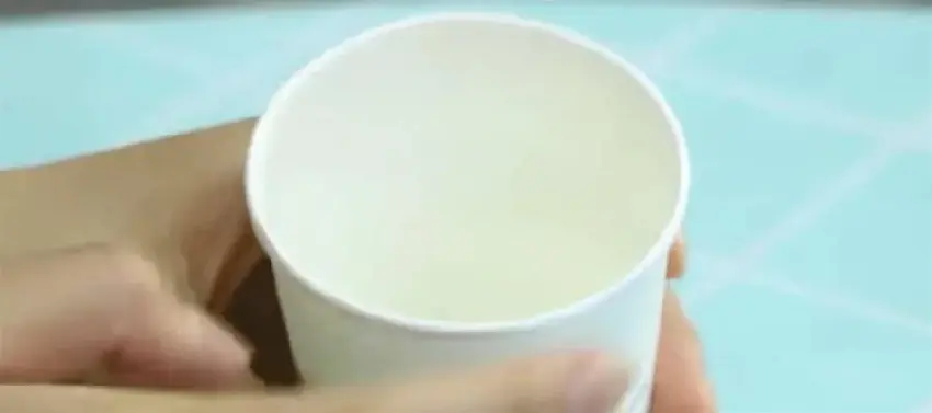 喝水時，這4種杯子不要再用了，別不當回事，家裡有的趕緊扔掉