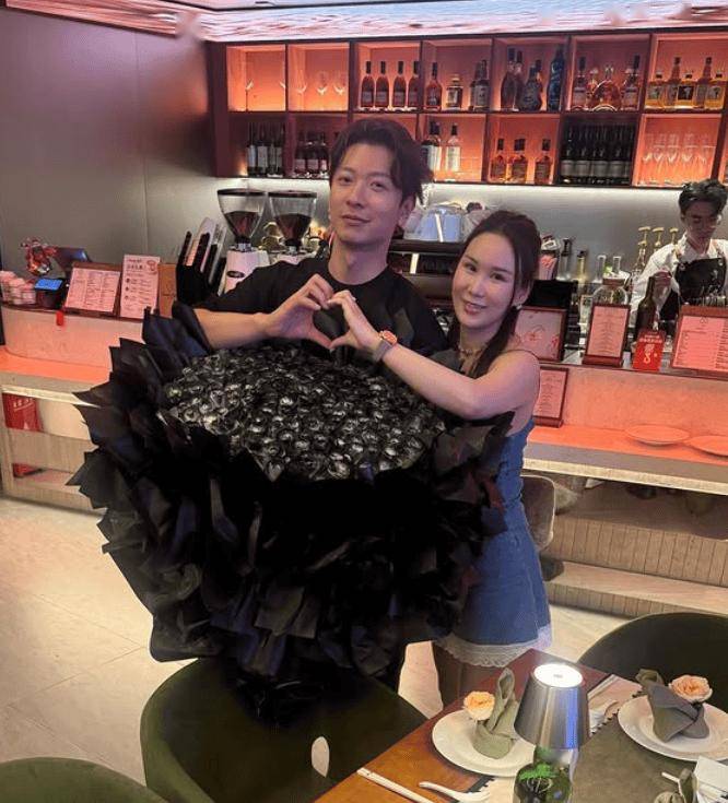 TVB前男星離巢后成功轉型!勸年輕藝人:不要一沒戲拍就著急離開!