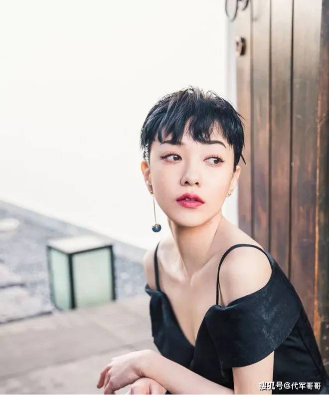 「身高不夠顏值來湊」的6位女星,最矮1米53,有人疑似1米49