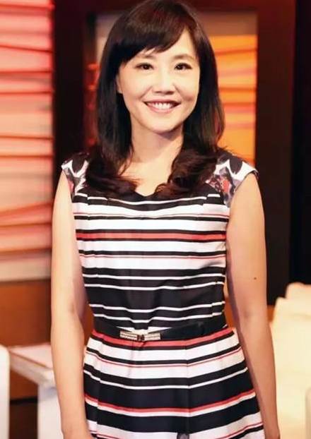 不幹了！尹乃菁遞交辭呈原因曝光，結婚35年不生子，今丈夫身份遭曝光，婚內出軌真相瞞不住