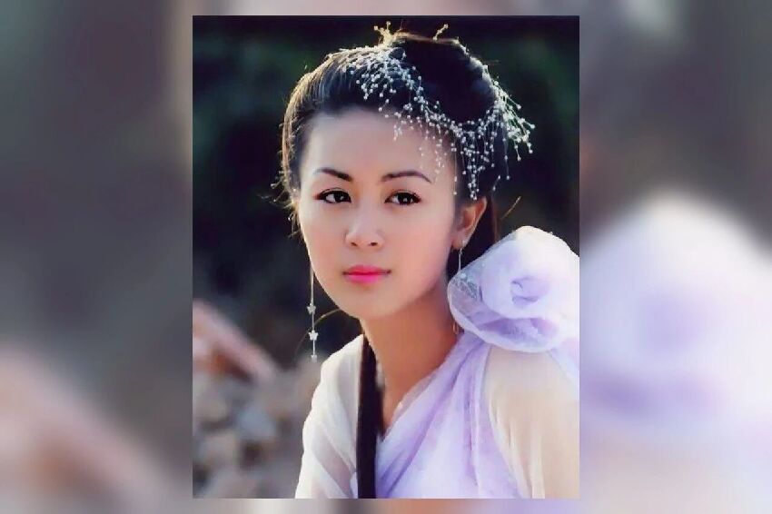TVB前花旦突貼同性親密照，公開喊「老婆」，曾髮長文真情告白
