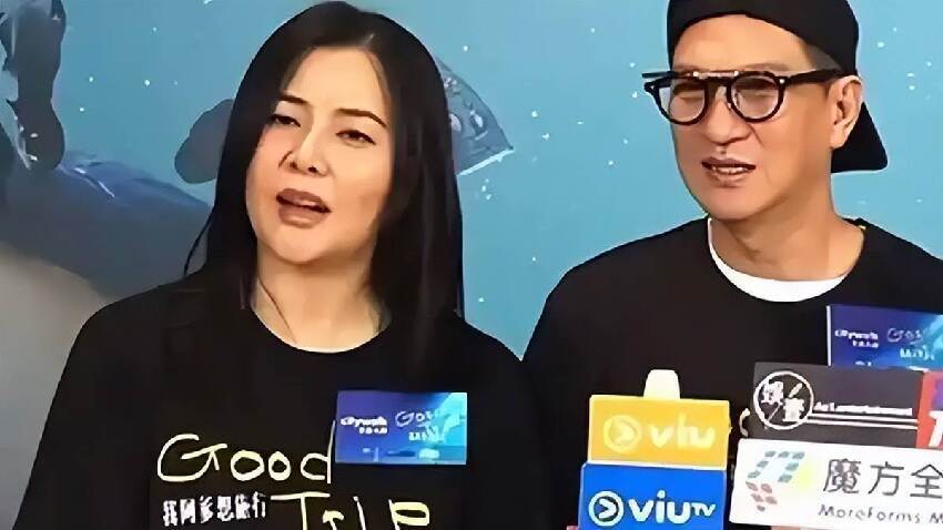 嫁給超帥天王！昔日清新女神「婚後淡出演藝圈」 53歲久違復出「發福炸出雙下巴」粉絲全崩潰