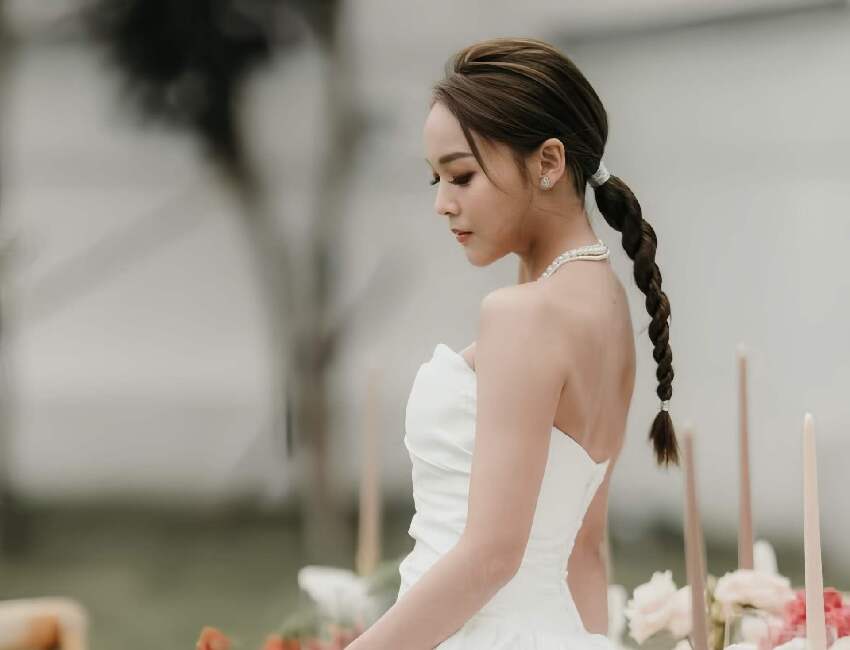 恭喜！TVB前知名女星正式結婚，戴十幾個黃金手鐲風光出嫁
