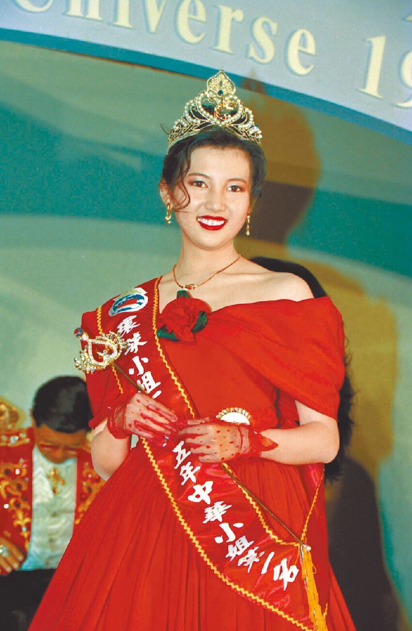 家庭爆發衝突!49歲八點檔女星驚吐「遭媽媽拿菜刀砍傷」獨自就醫 「忍痛縫完21針」肌腱差點不保