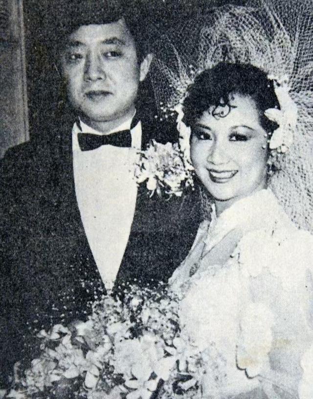 離婚後秘戀年下男十多年！薛家燕自認未打算結婚：我都已經絕經啦