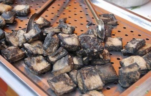 慟！梅豔芳死於子宮頸癌，享年40歲、鳳飛飛肺癌逝世，享年60歲。這10種致癌食物太可怕了，能不碰就不碰！