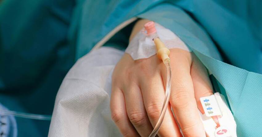 睡覺小腿狂抽筋！45歲男忍半年「已經第4期」醫嘆：早壞死了