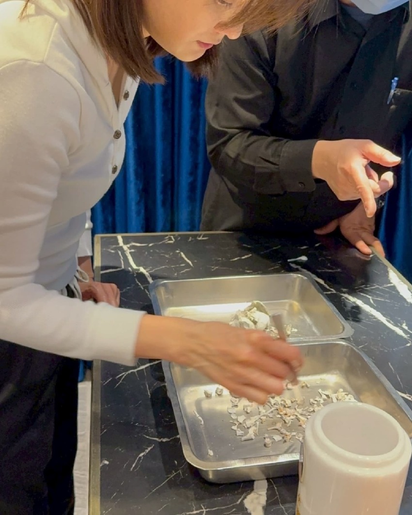 八點檔女星悲曝「20年摯愛離世」!生命最後「倒她懷裡闔眼」淚喊:今生功德圓滿了