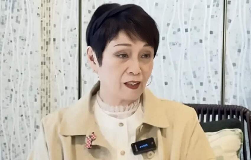 TVB知名演員老公因病離世，每天以淚洗面，移居珠海獨自生活