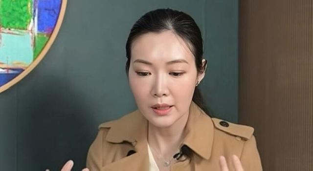 香港知名女星患抑鬱症想過自殺,被騙巨額財產,老公患重病險離世
