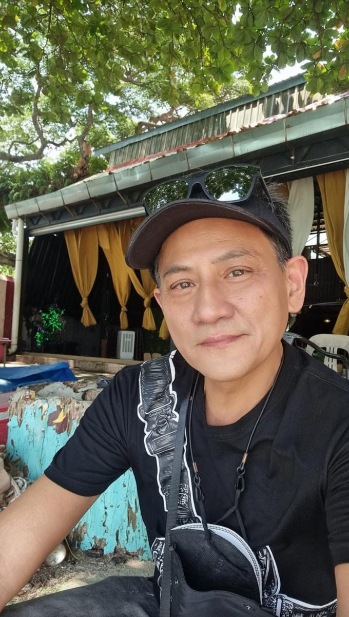 59歲TVB綠葉約滿移居檳城,花150萬買了海景房,與妻子在當地養老