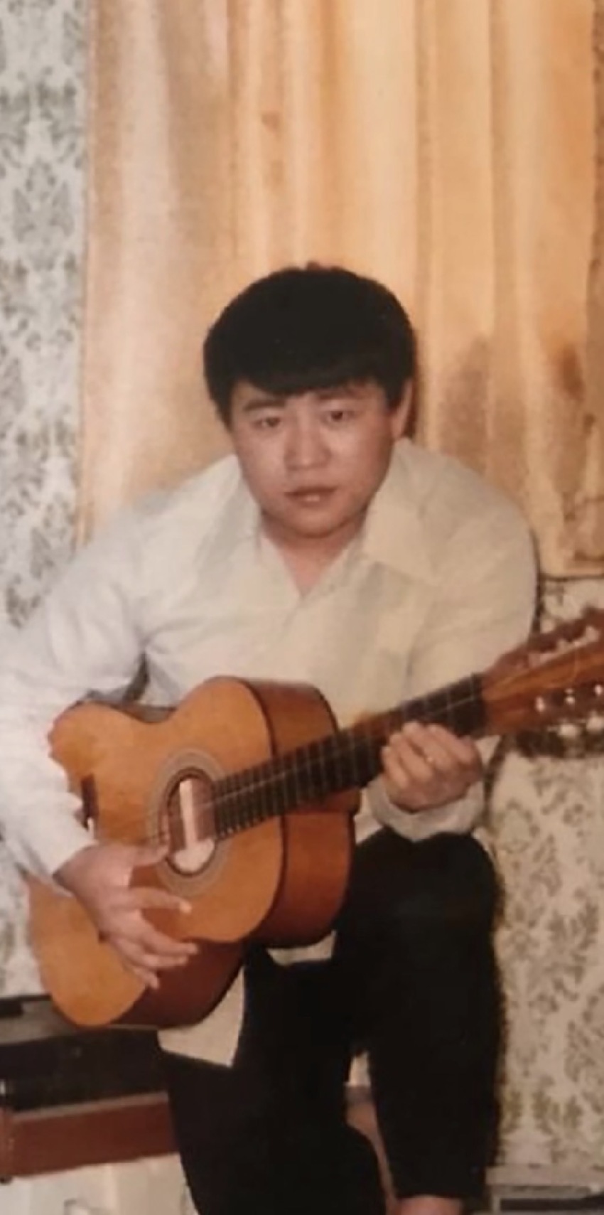 劉鑾雄低調過75歲生日，呂麗君女兒曬照慶祝，劉鑾雄年輕照罕曝光