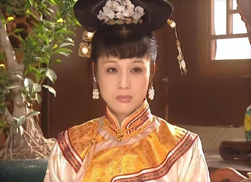 古典第一美人！和導演男友「同居27年卻無名分」　生病後「為治療剃光頭髮」63歲遺憾離世