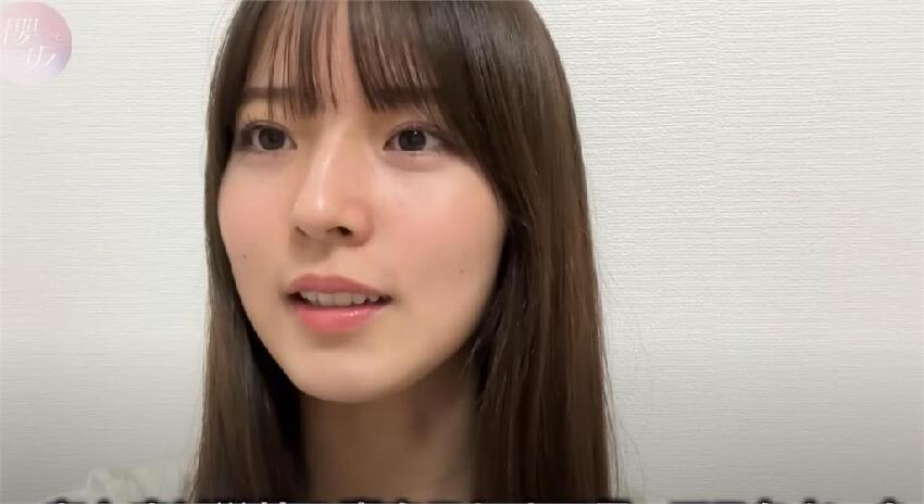 女星兼顧學業「搭飛機通勤來回4小時」苦熬四年!日網全跪:太厲害了