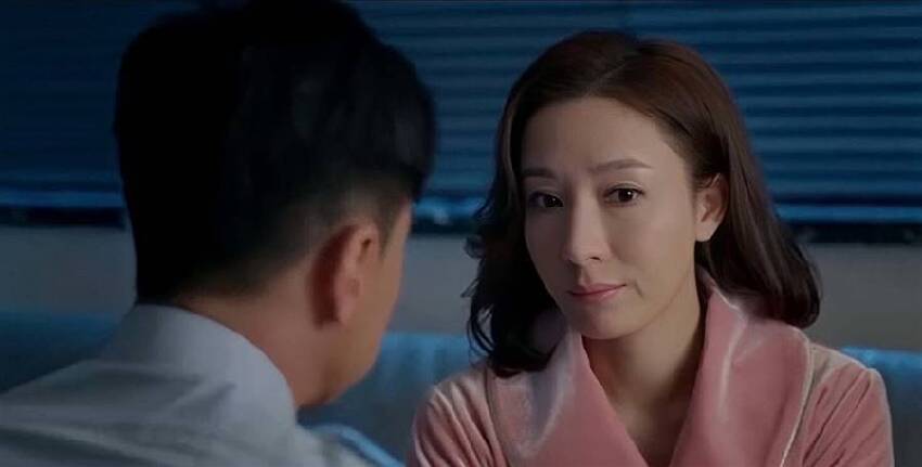 TVB宣布翻拍《黑暗榮耀》，前當家花旦回巢做女主，男主仍未確定