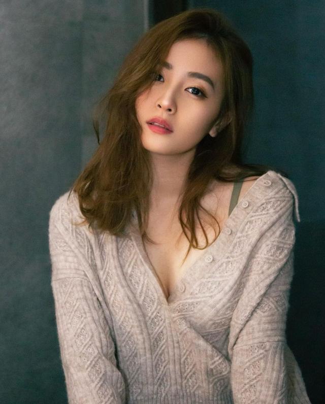 曝33歲香港女星10年婚姻生變！找閨蜜狂倒苦水，棄廣州豪宅回娘家