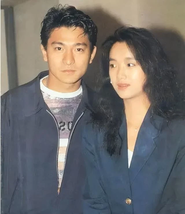 劉德華結婚15年首次為妻子正名，她不叫「朱麗倩」