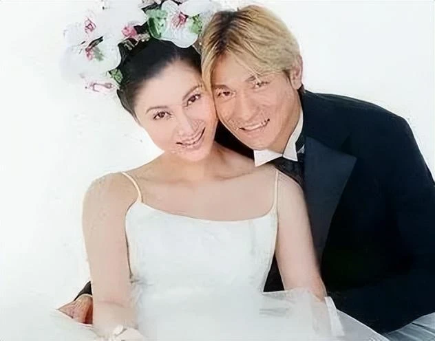 劉德華結婚15年首次為妻子正名，她不叫「朱麗倩」