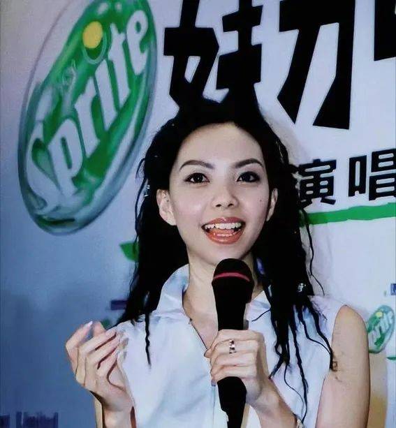 張惠妹杭州開唱,她其體重和造型令人不忍直視,有現場視頻曝出