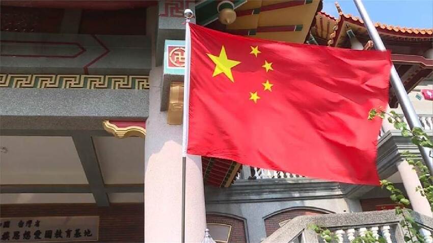 吳奇隆賀中國國慶「天安門前突亮出1物」慘了！驚傳緊急回台灣慘了....