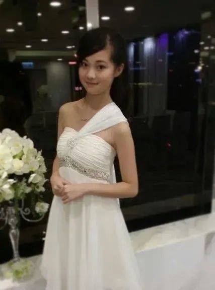 22歲TVB「包臉小花」有望做首位00后視后？秀火辣泳照人氣急升　盼早日退休相夫教子