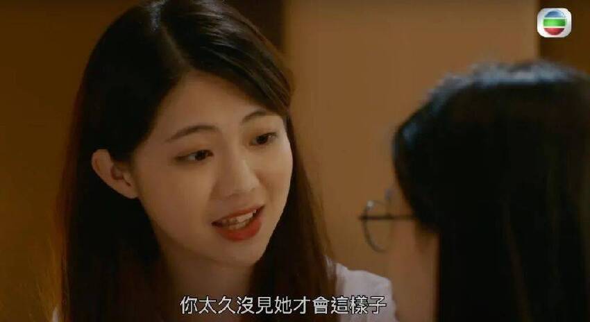 22歲TVB「包臉小花」有望做首位00后視后？秀火辣泳照人氣急升　盼早日退休相夫教子