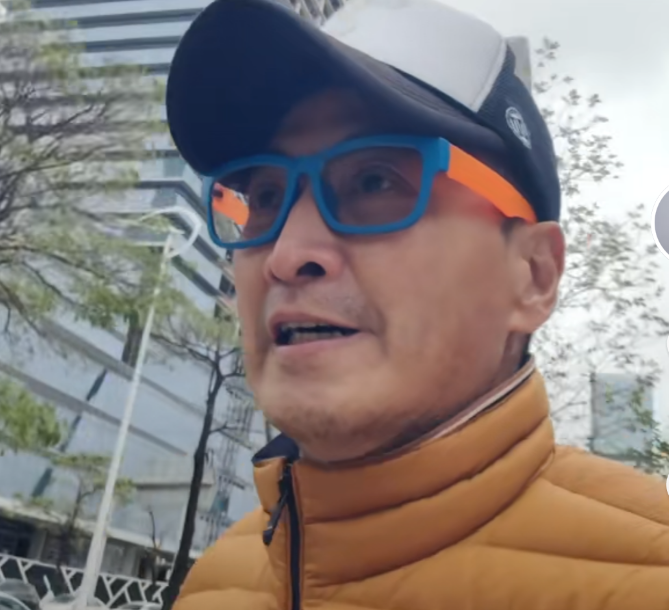 原創             同樣是60+港圈男神，周潤發和其他人對比，差別怎麼那麼大