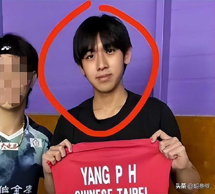 Kimi大量正臉照流出！身高1米8、嘴凸不像林志穎，下半張臉成敗筆