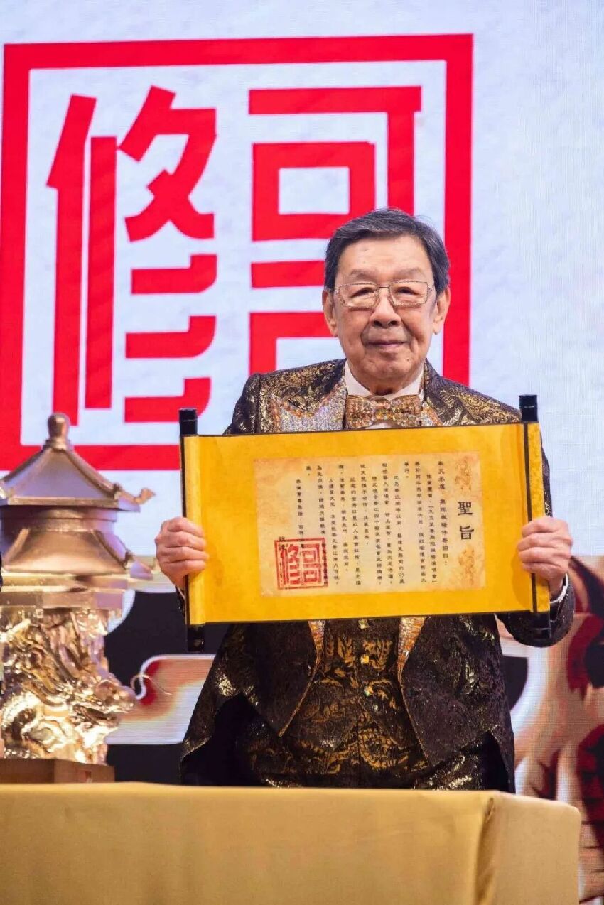 TVB資深老戲骨95歲紅館開唱，申請吉尼斯紀錄，將首唱未公開歌曲