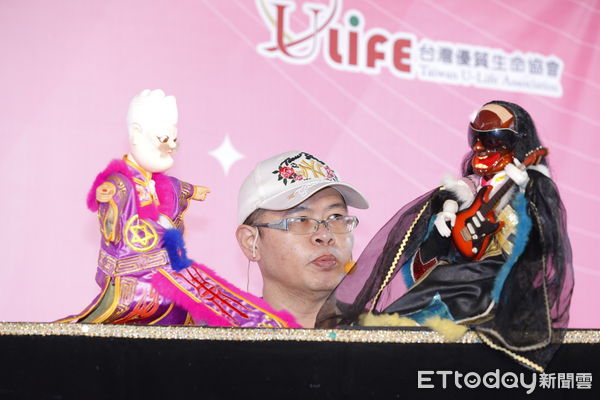 快訊／阿忠布袋戲「阿忠師驚爆過世」享年50歲！弟子出面發聲